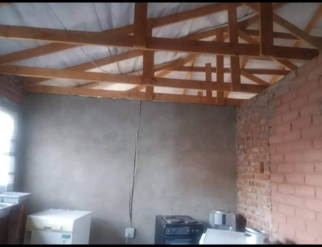 5 BEDROOM HOUSE FOR SALE IN GRASSLANDS